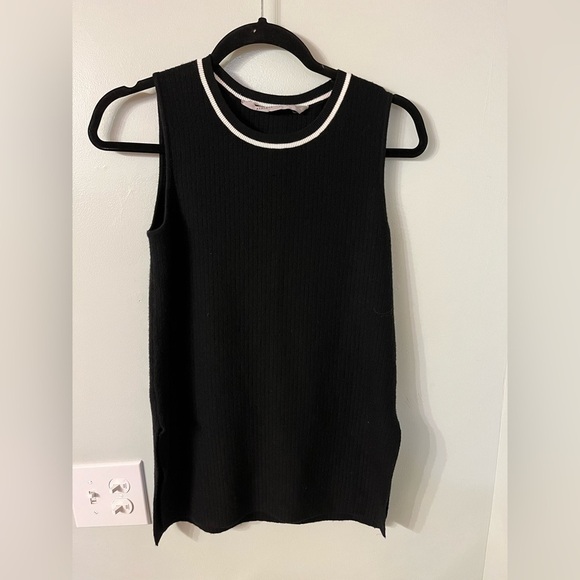 Athleta Ribbed On The Town Sleeveless Tunic Sweater Size XS black and white - Picture 1 of 6